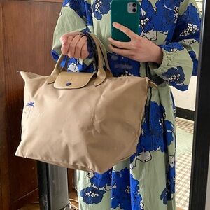 NEW Longchamp Tan Tote Top Handle with Blue Accent